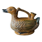 Slip pitcher
