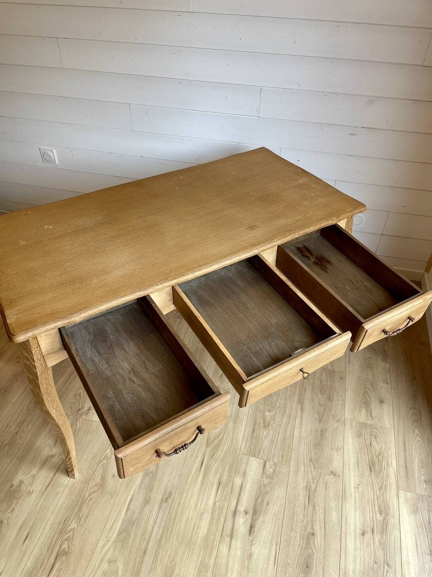 Vintage light wood desk with 3 drawers in Louis Philippe style, chic country.