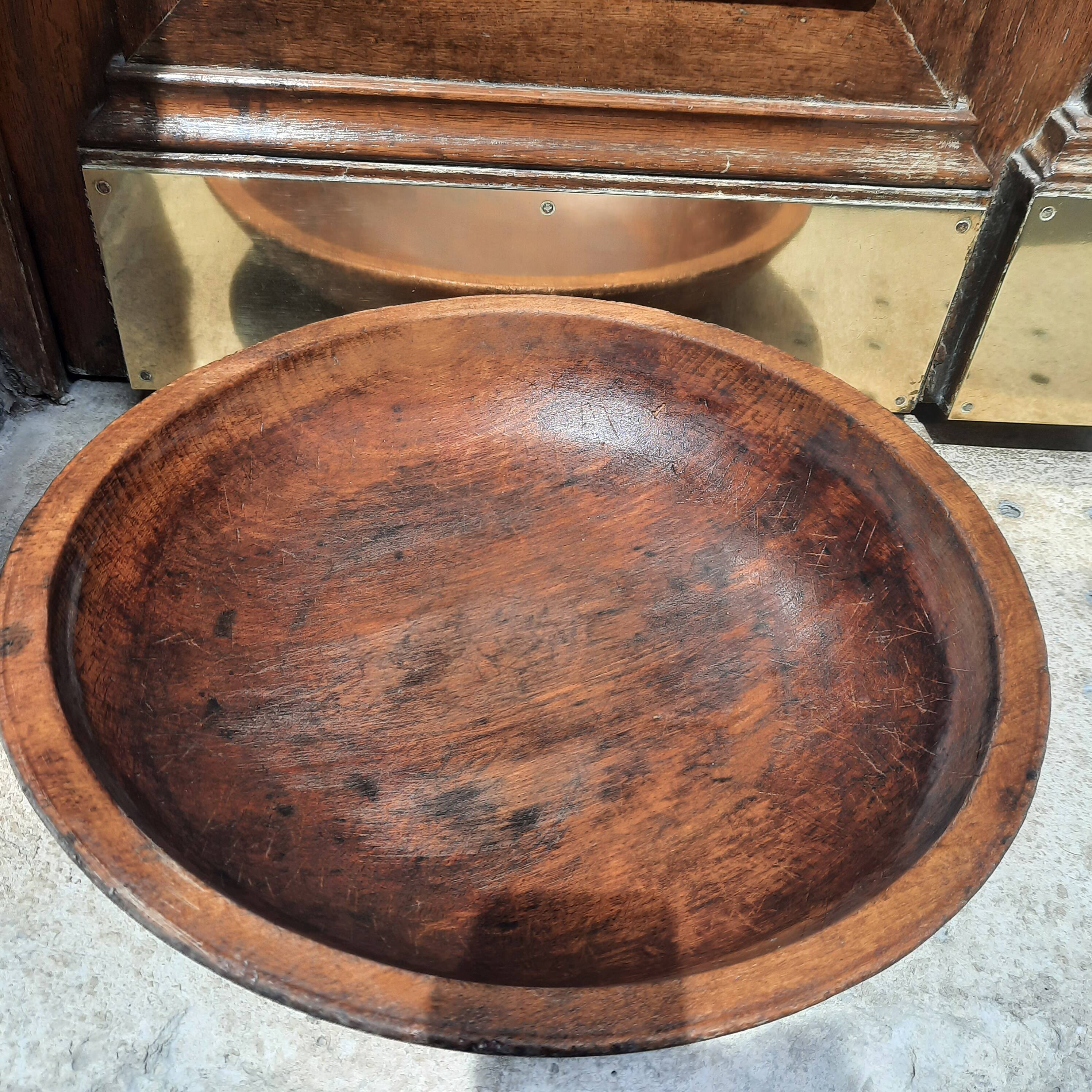 Large wooden salad bowl