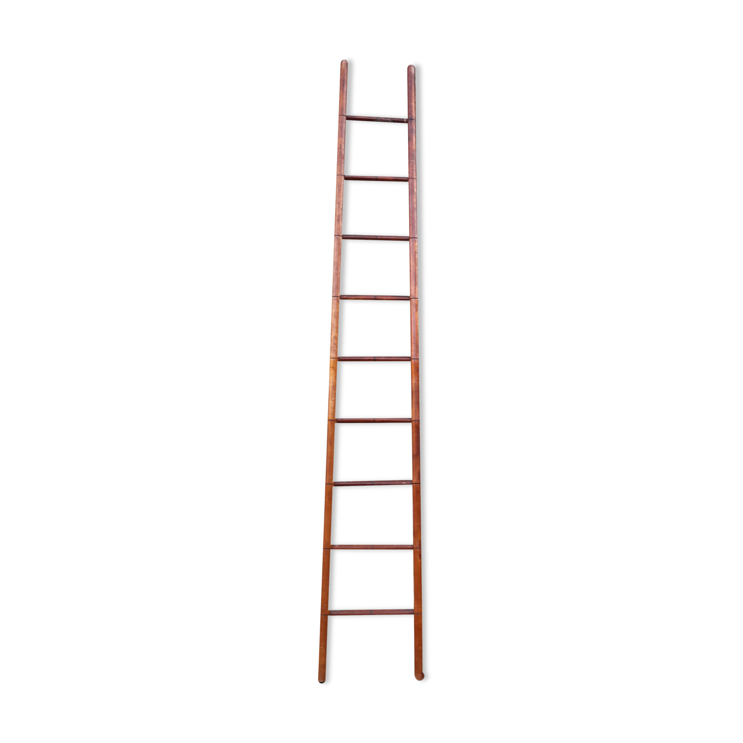 Wooden ladder with 9 bars