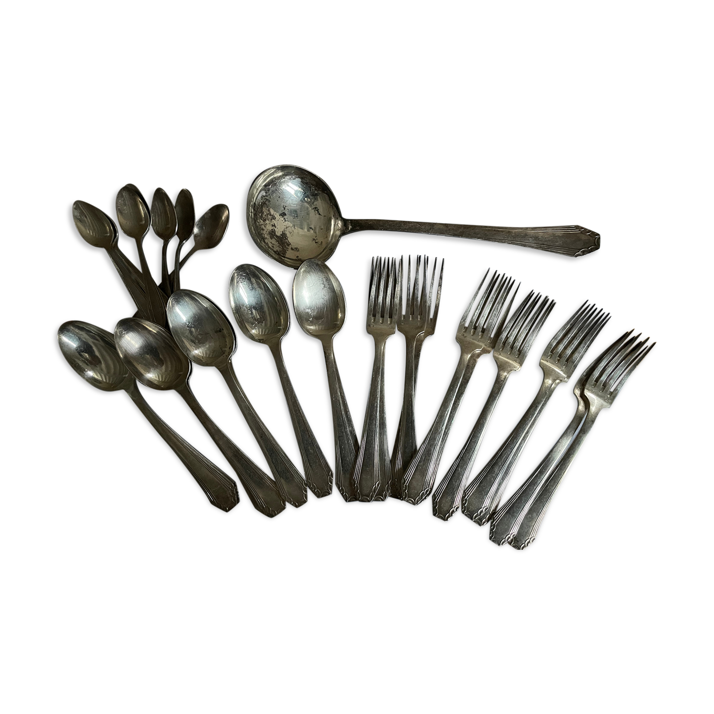 Silver metal housewife 2 punches