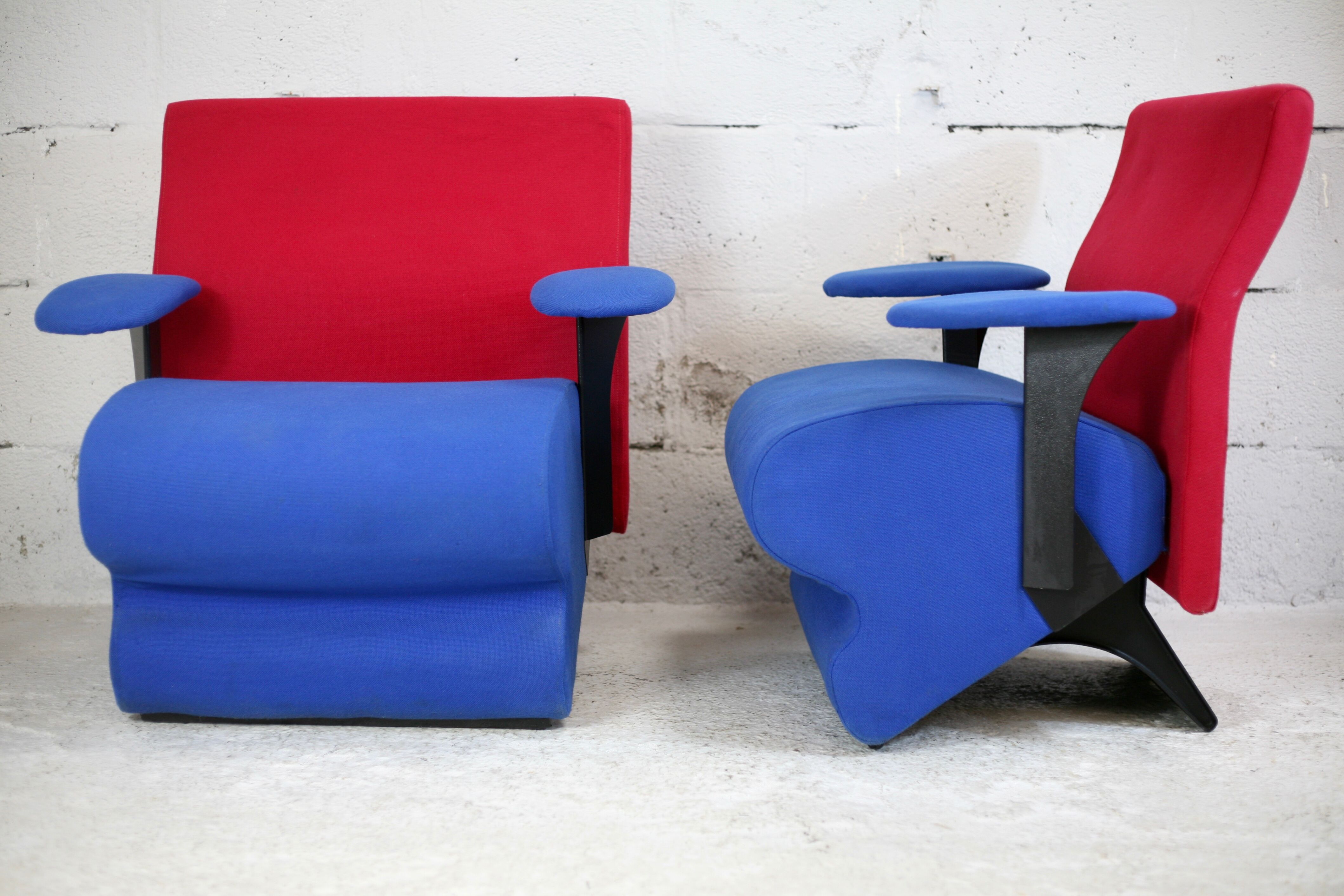 Paire de fauteuils 1995