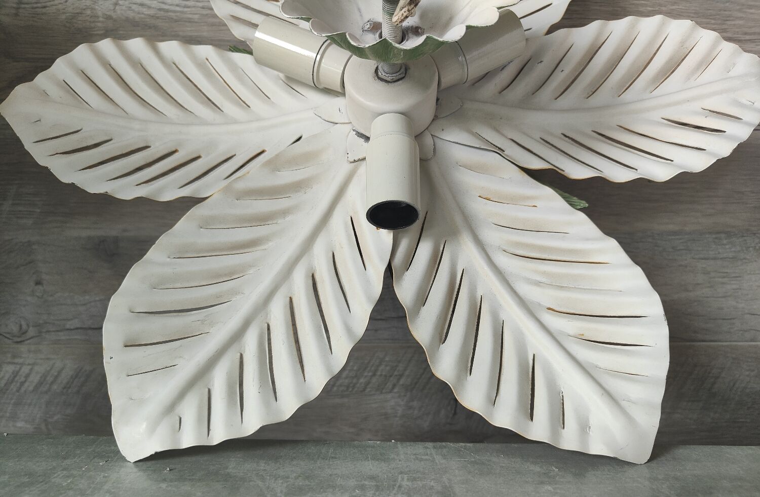 Vintage flower ceiling lamp