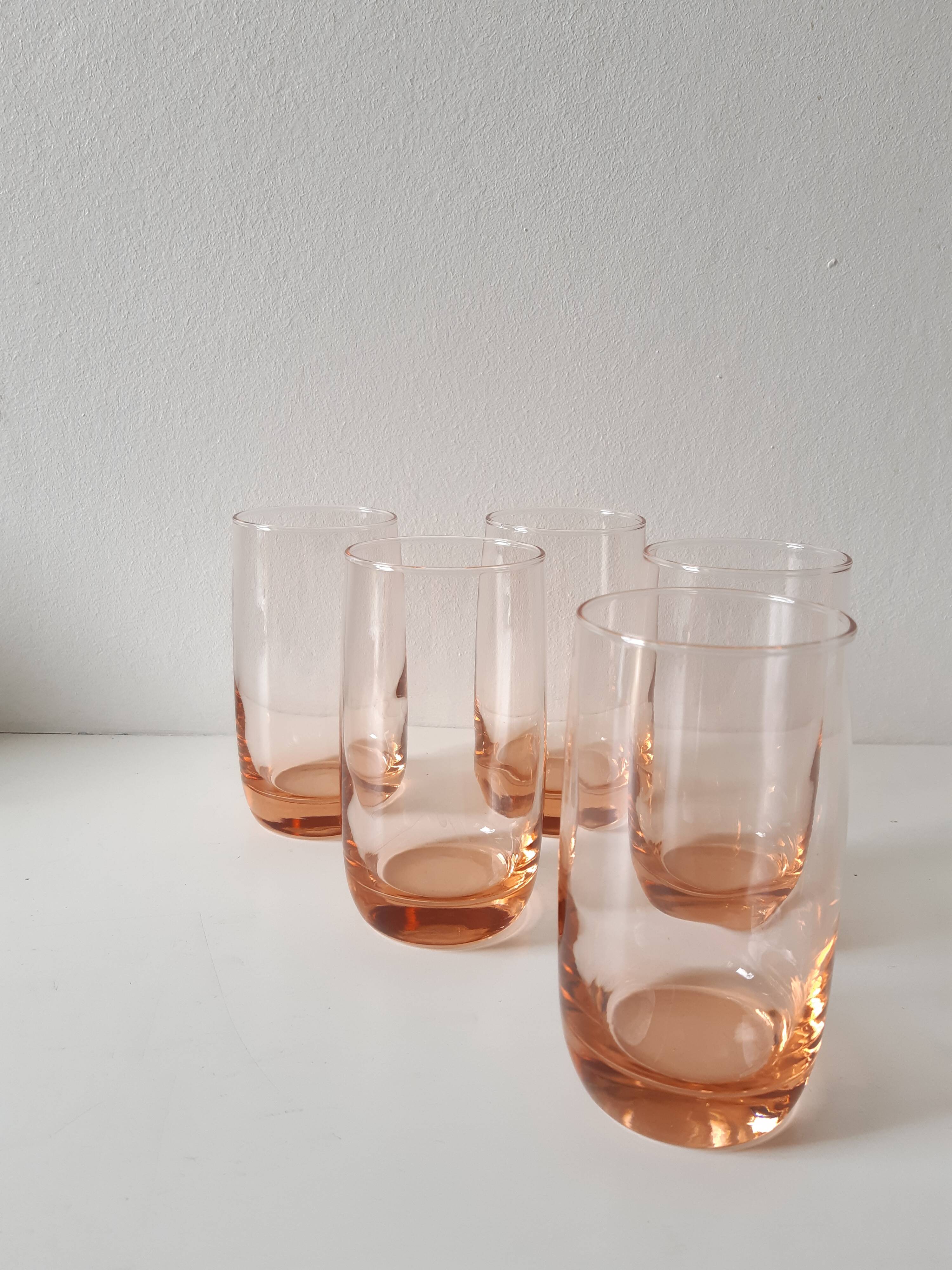 Set of 5 pink water glasses