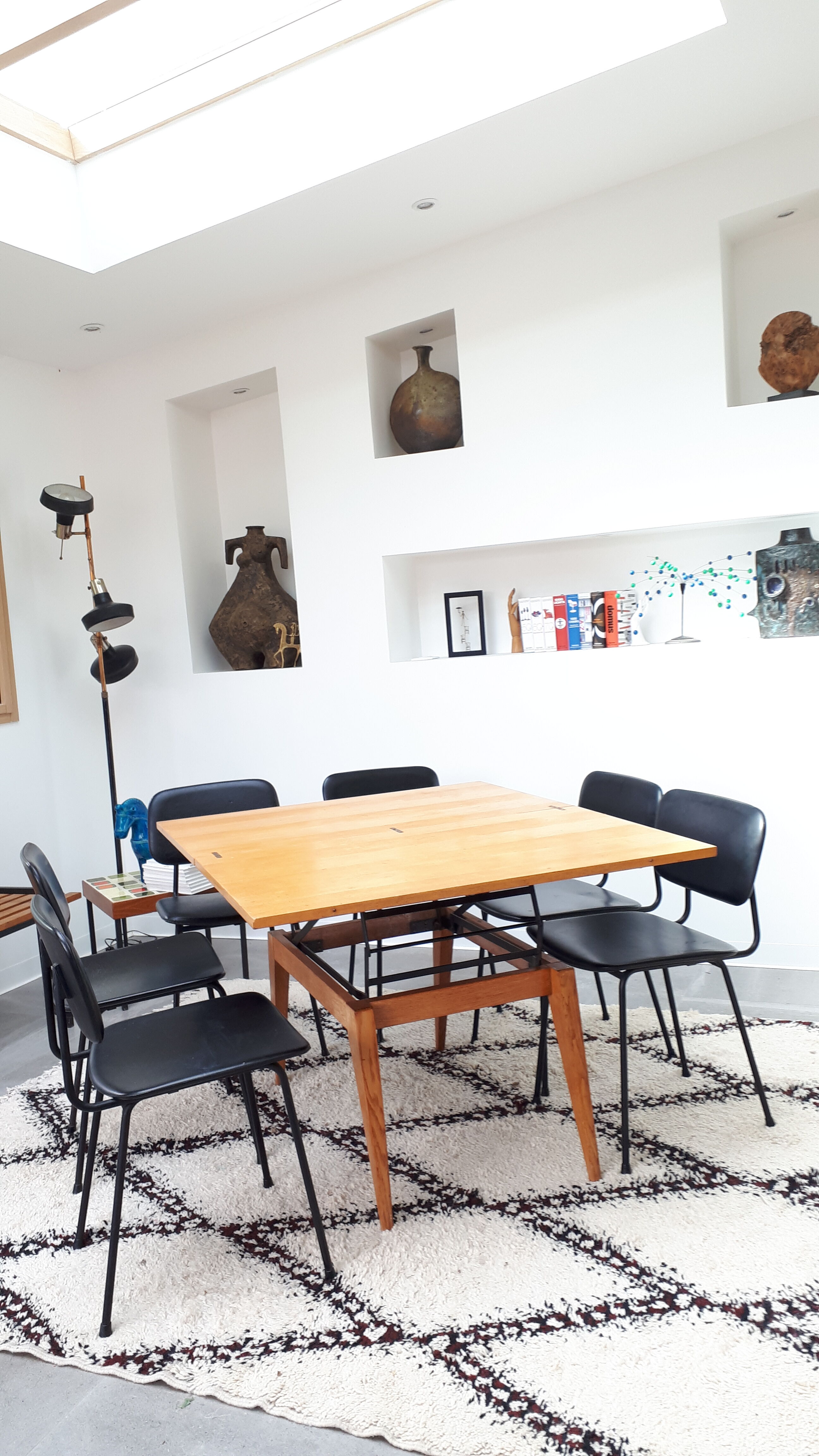 Modular table model junior revelation by Albert Ducrot