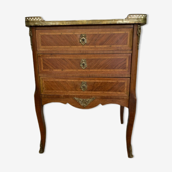 Commode d'entre deux de style Louis XV / XX siècle