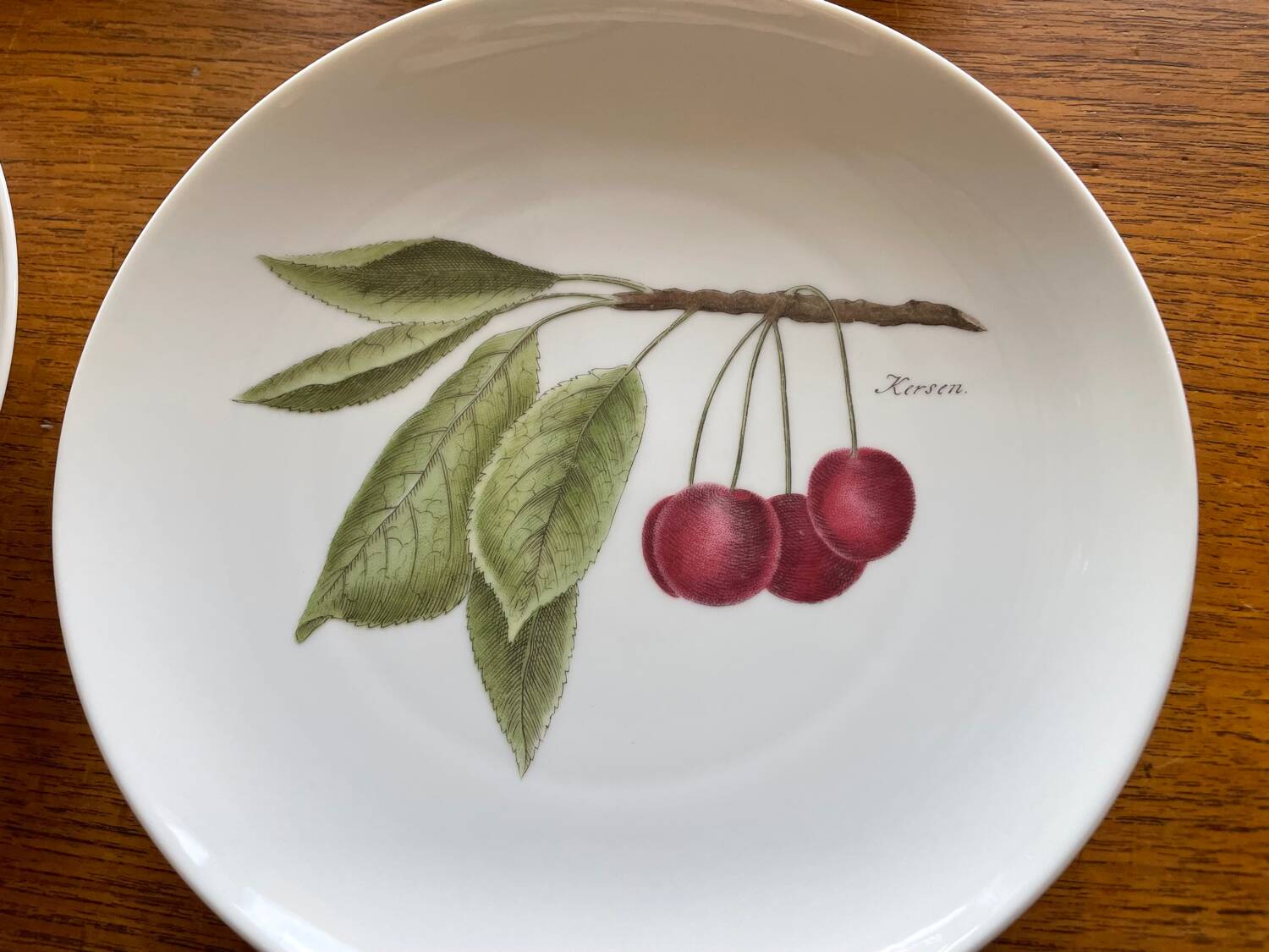 Set of 4 Vintage Hutschenreuther Fruit Dessert Plates 20cm, Side Plate