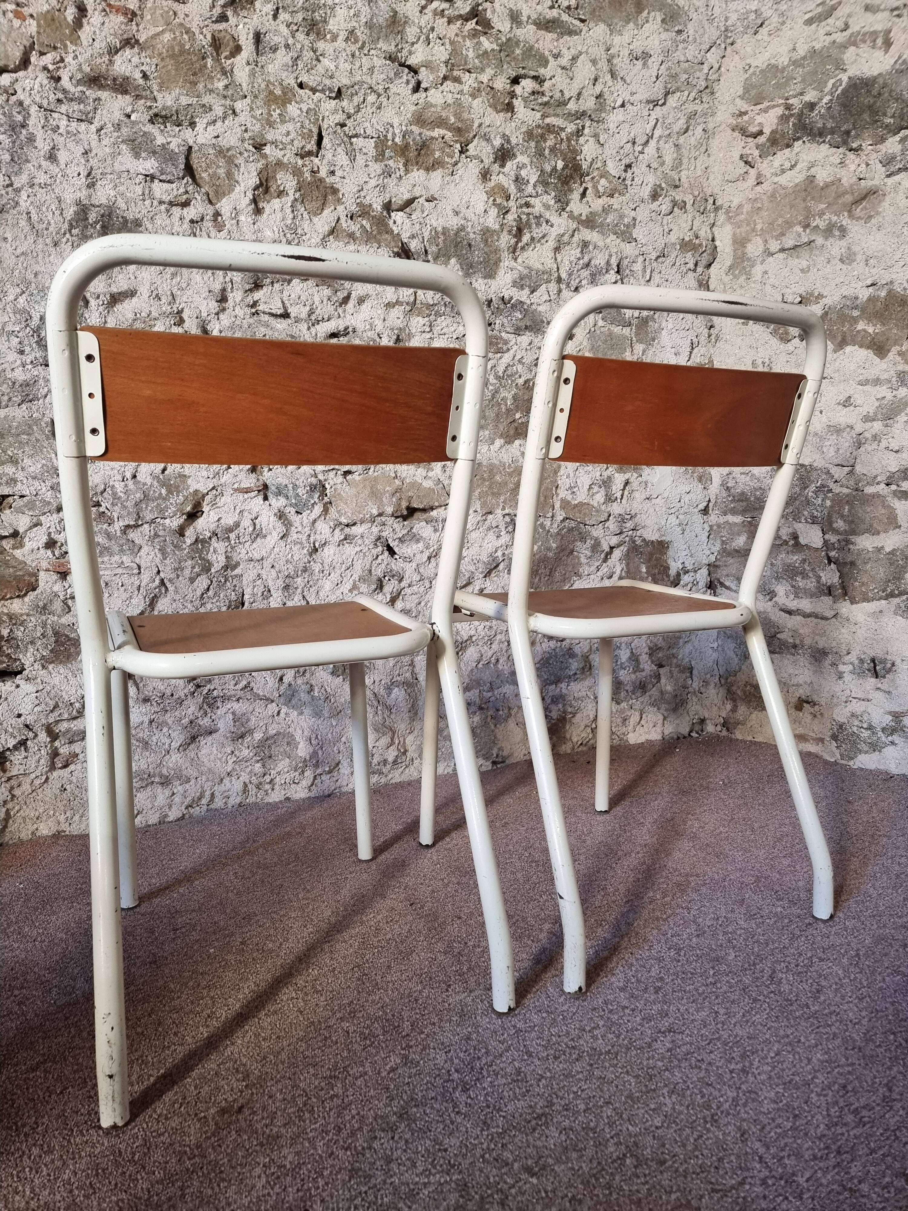 Set of 4 vintage French school chairs – Stackable chairs – 1920s