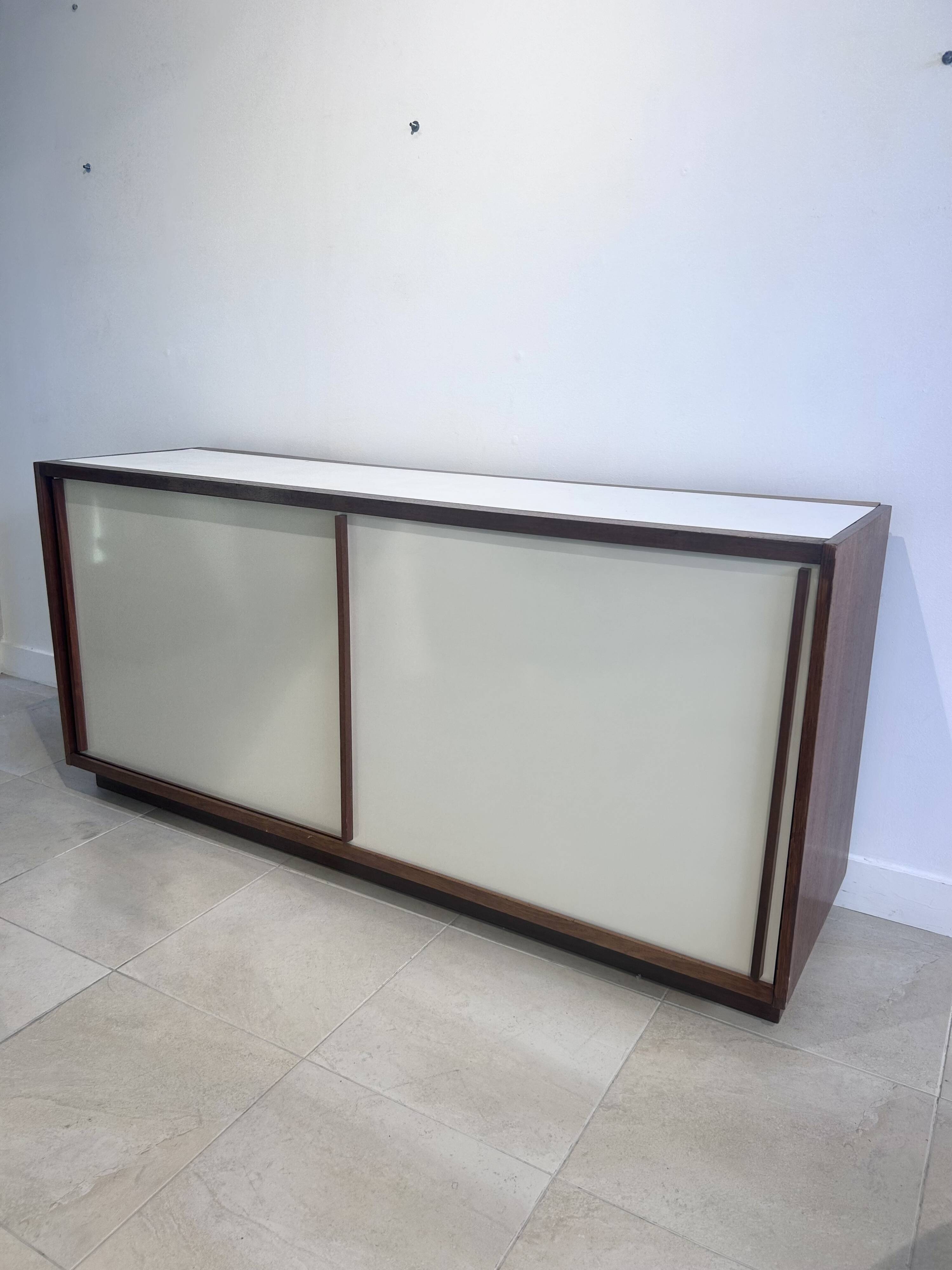 Buffet Le Corbusier a double face 1965