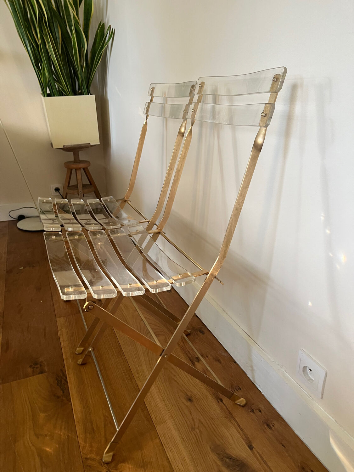 Pair of folding plexiglass chairs, the invisibles by Berthet and Lebovici.