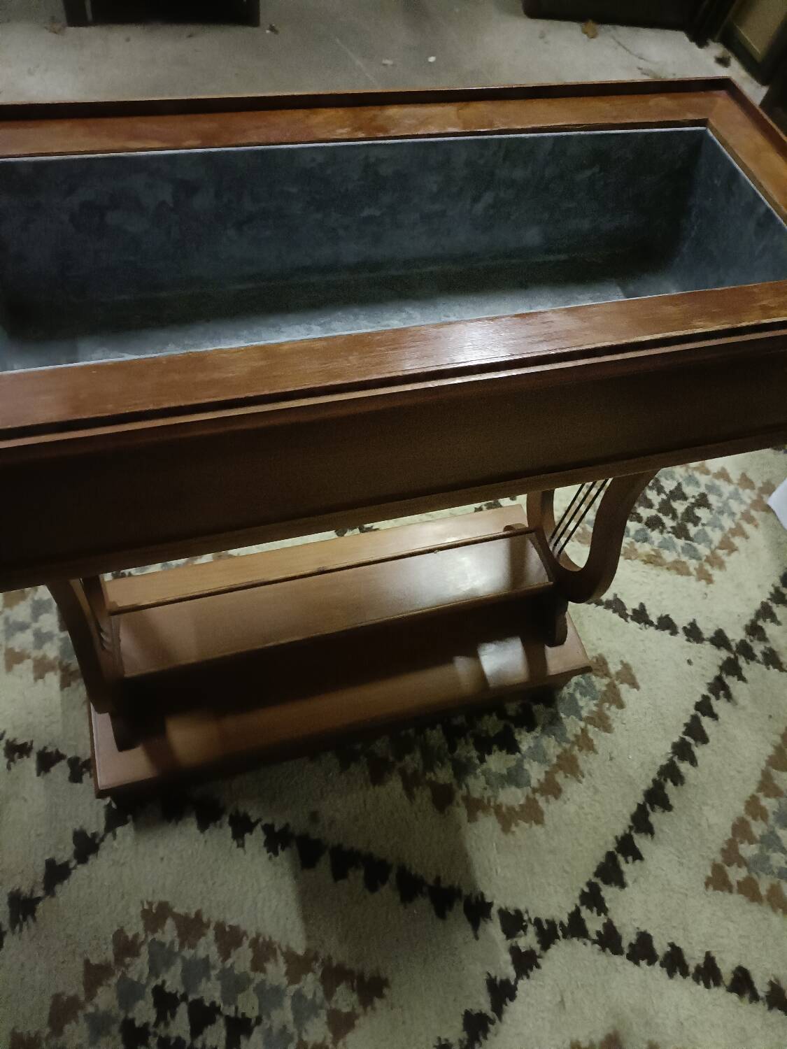 Indoor wooden planter, lyre legs, zinc tray
