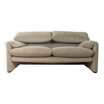 675 Maralunga sofa by Vico Magistretti for Cassina, 1970s