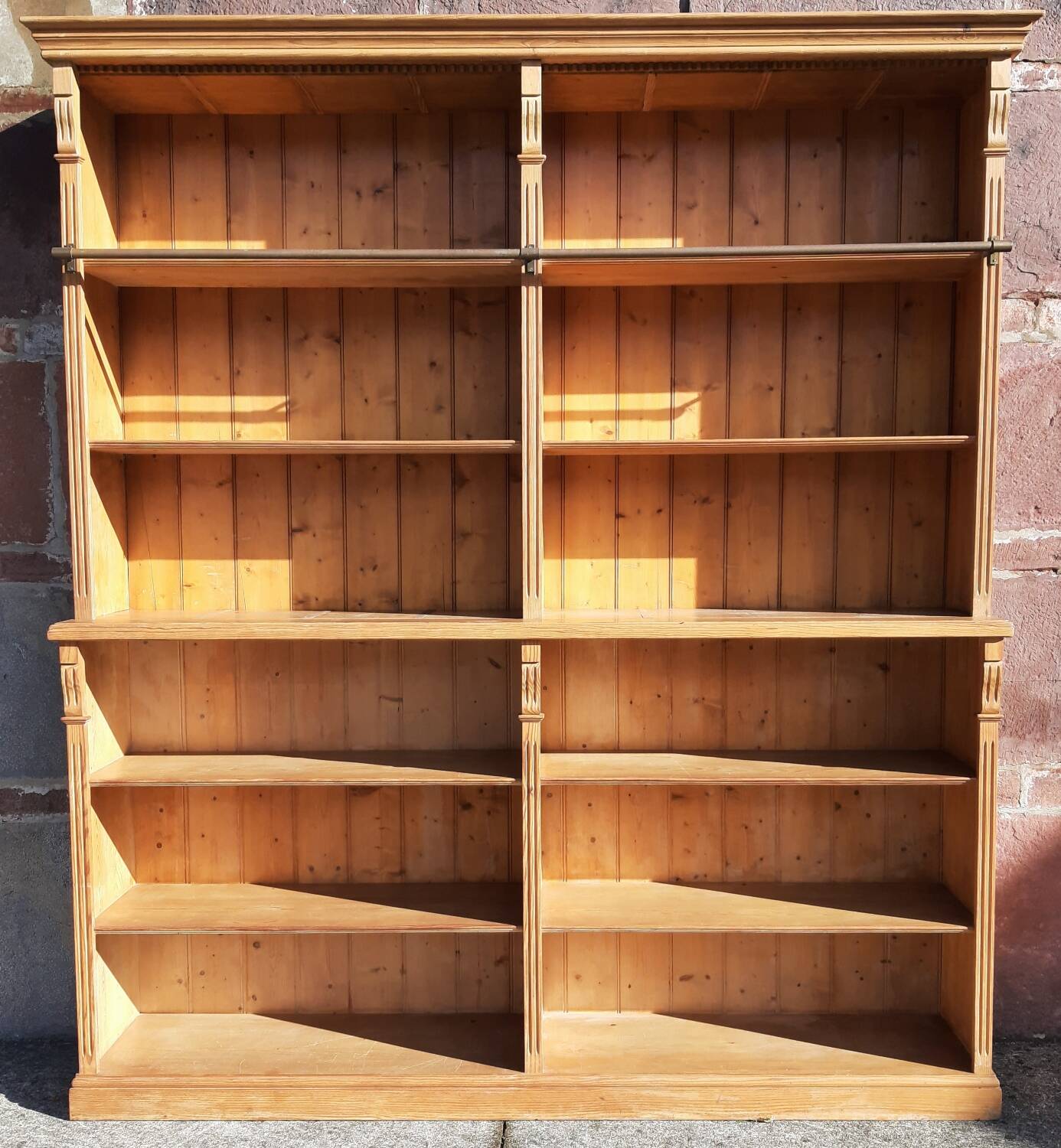 Pine bookcase (251 x 49 x height 288 cm)