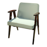 Fauteuil vintage Boucle Blanche par J. Chierowski n°366, 1960, Pologne Rénové en Bois de Hêtre Foncé