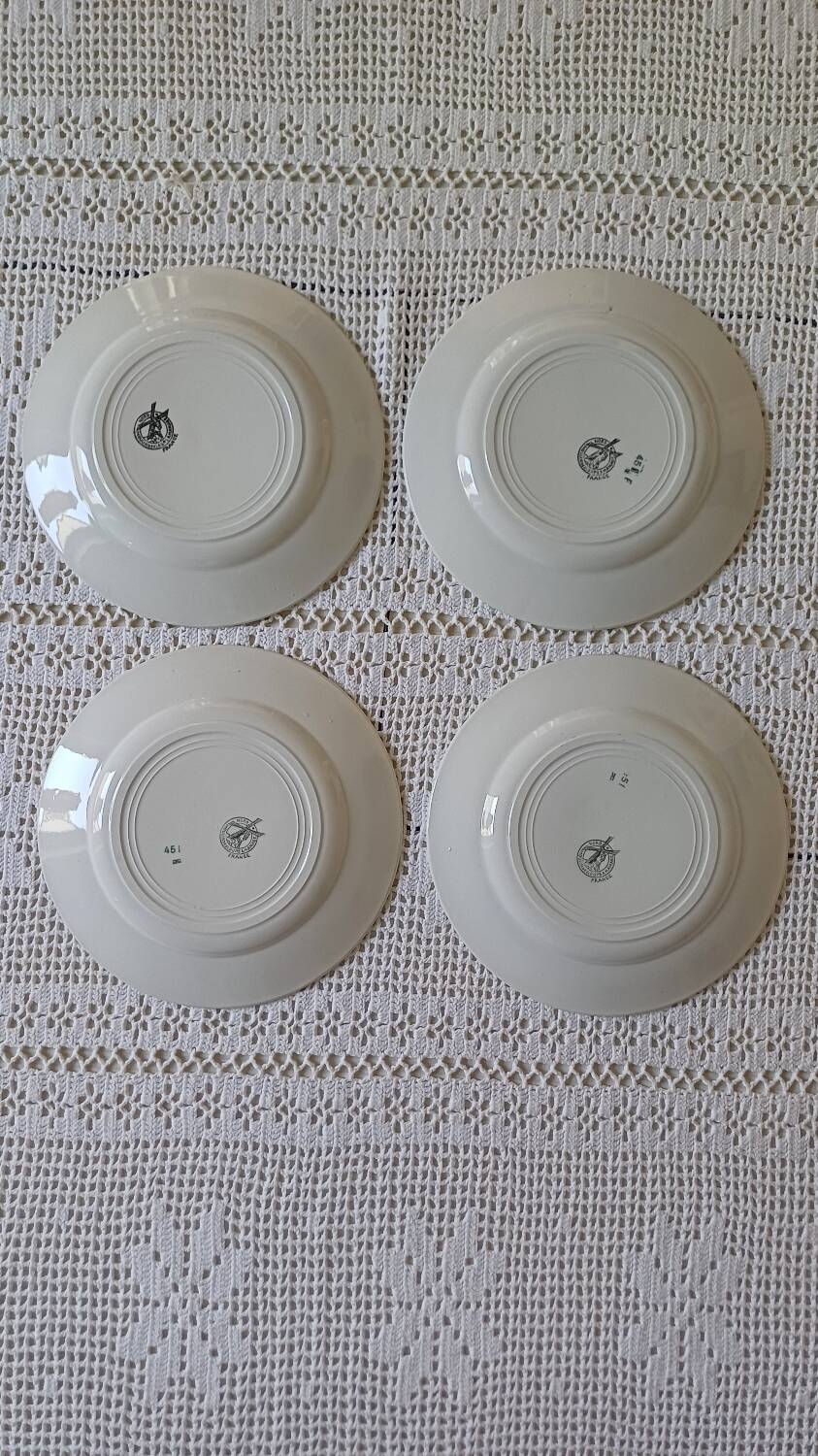 Set of 4 ironstone flat plates