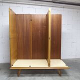 French wardrobe with tapered legs, 3 doors, 1 mirror (27*130), and 1 drawer.