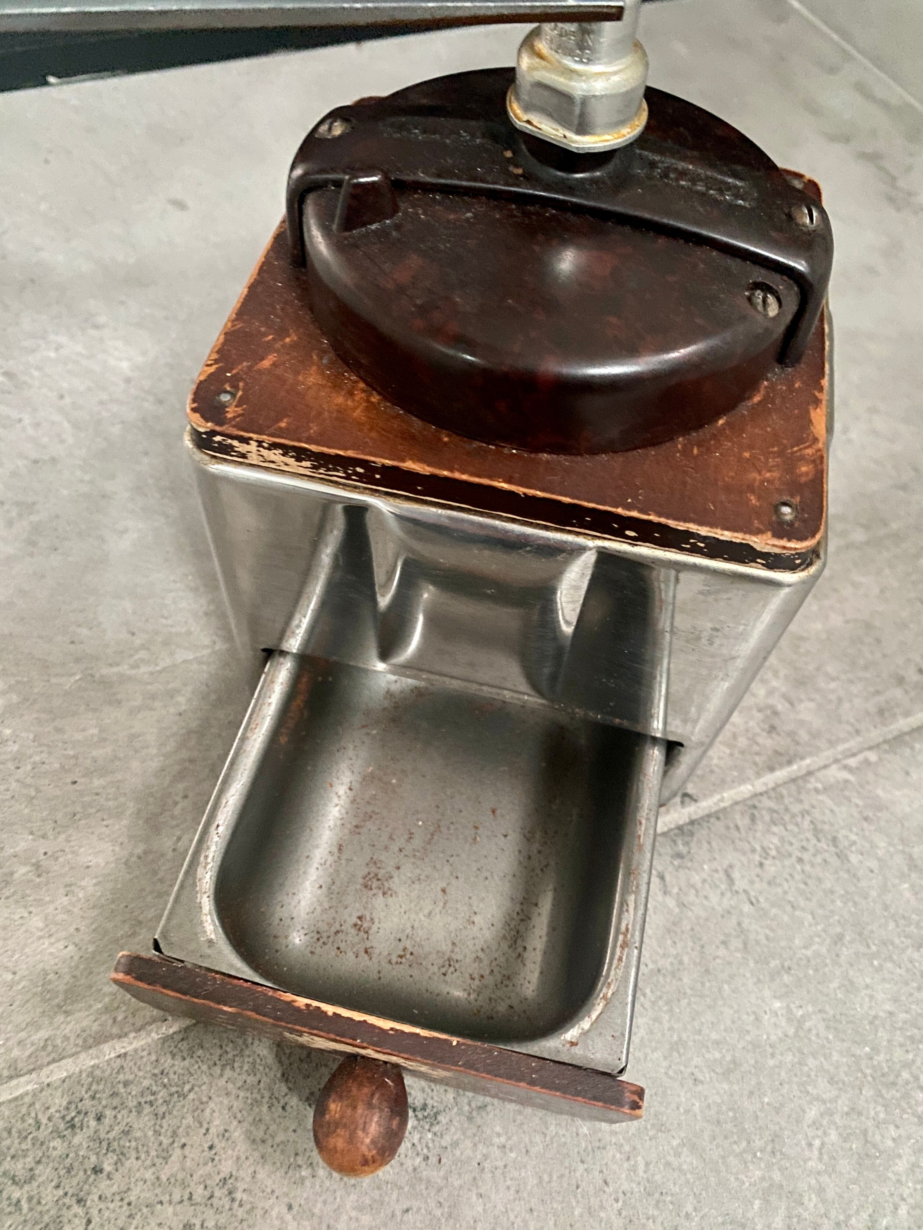 Coffee grinder - Made in France - Peugeot