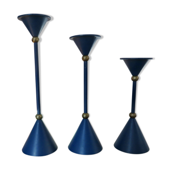 3 bougeoirs scandinaves modernistes en métal laqué bleu et laiton années 60 70