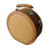 Round woven wicker and leather case