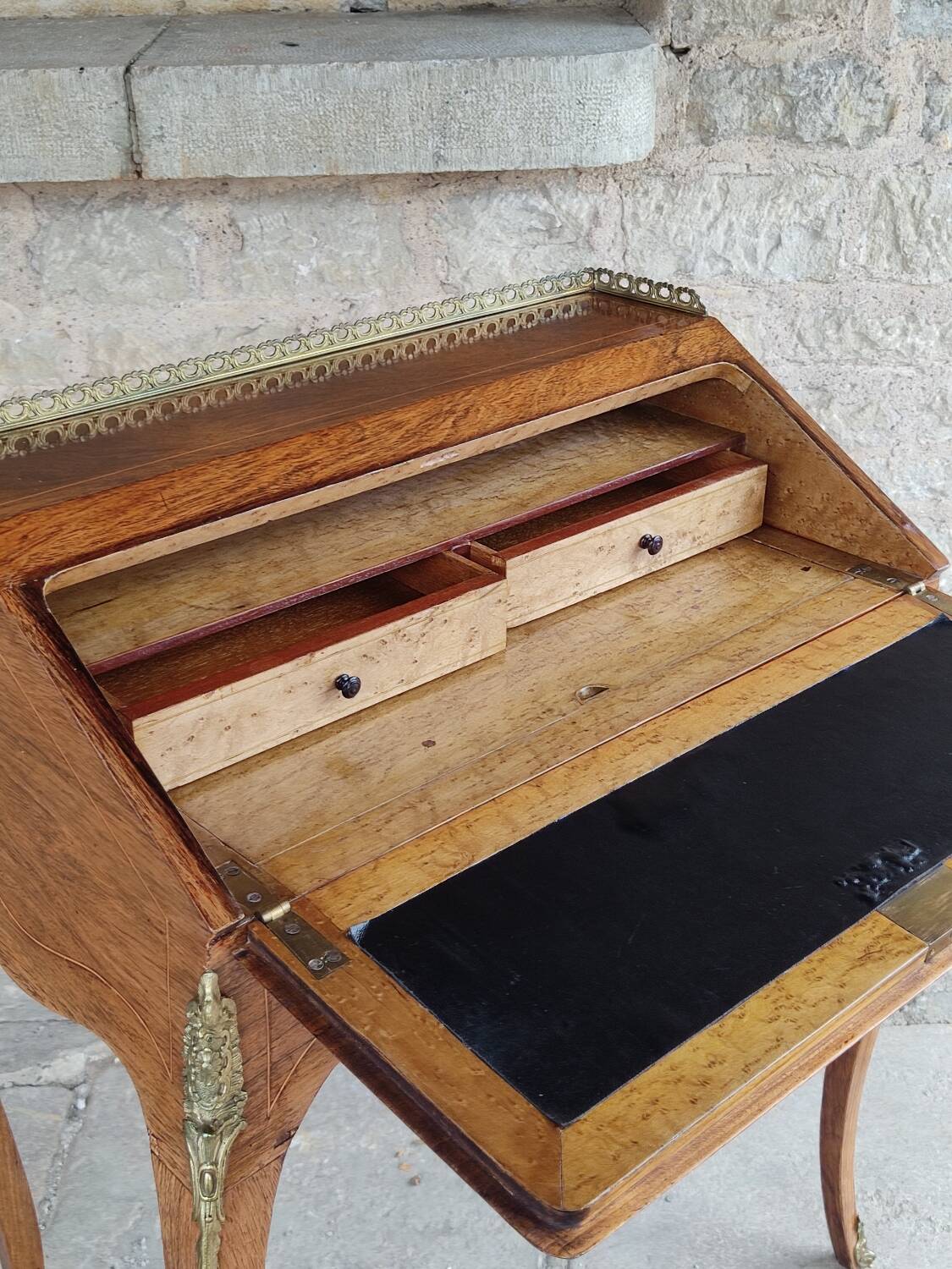 Sloped desk in Louis XV style