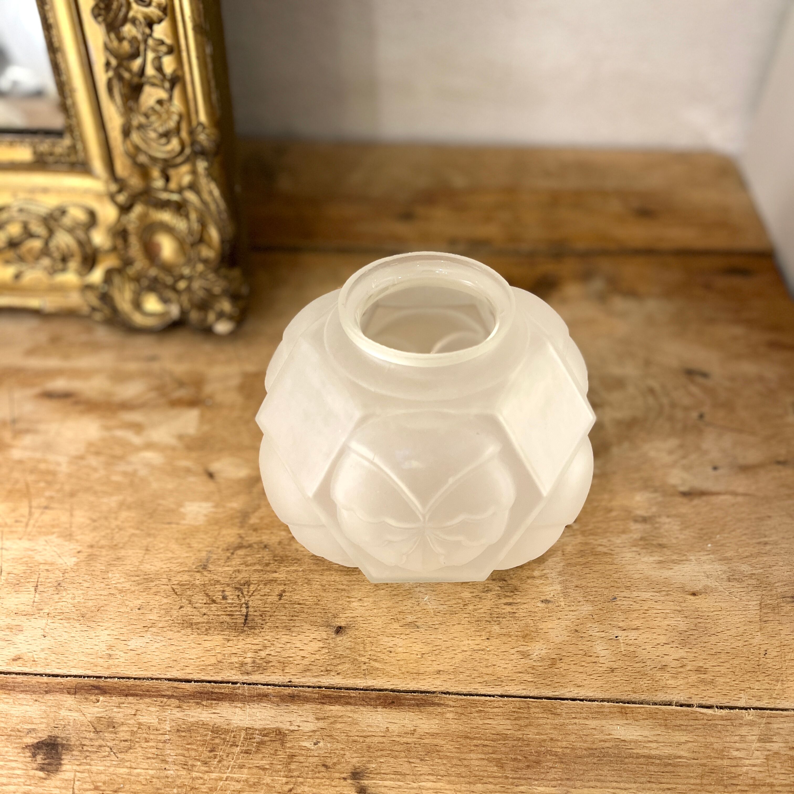 Art deco ball vase