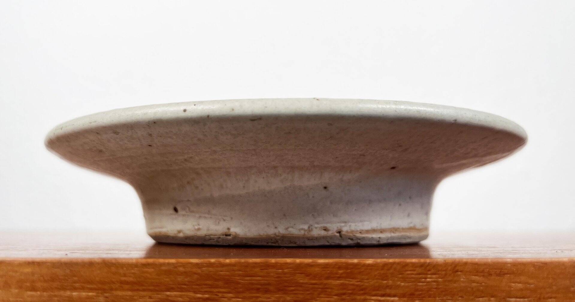 Mid-century Danish studio pottery bowl by Dania Keramik, 1960s.