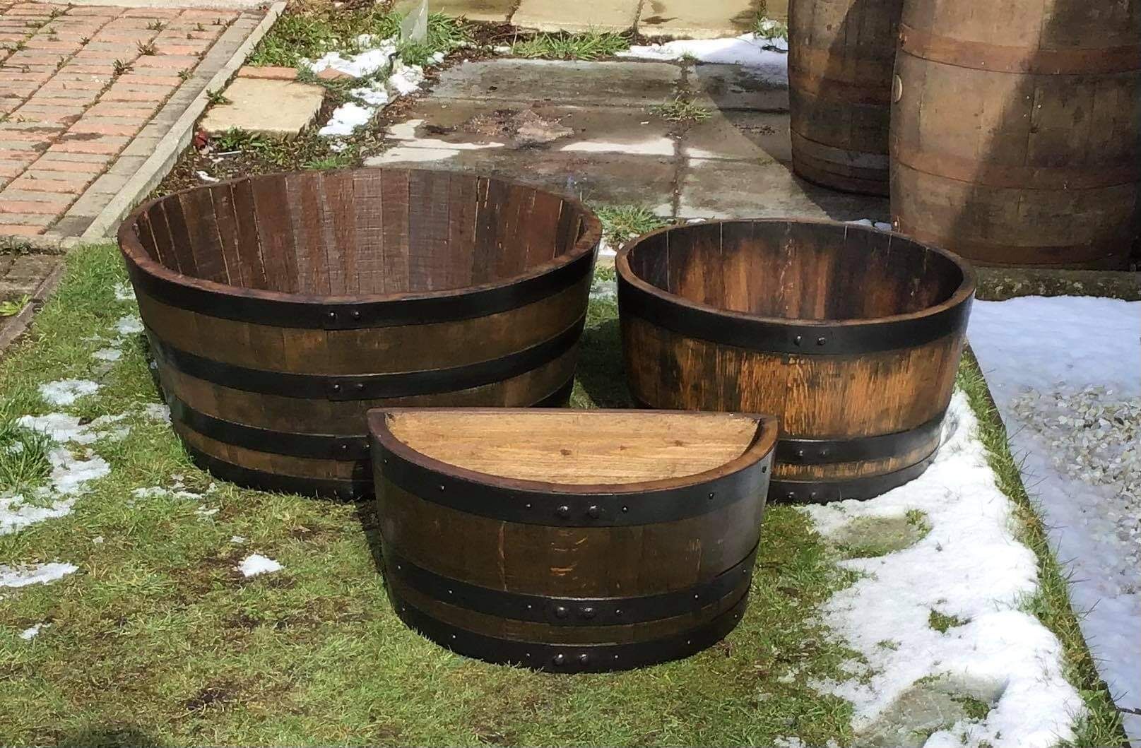 Whisky barrel armchair with spinner