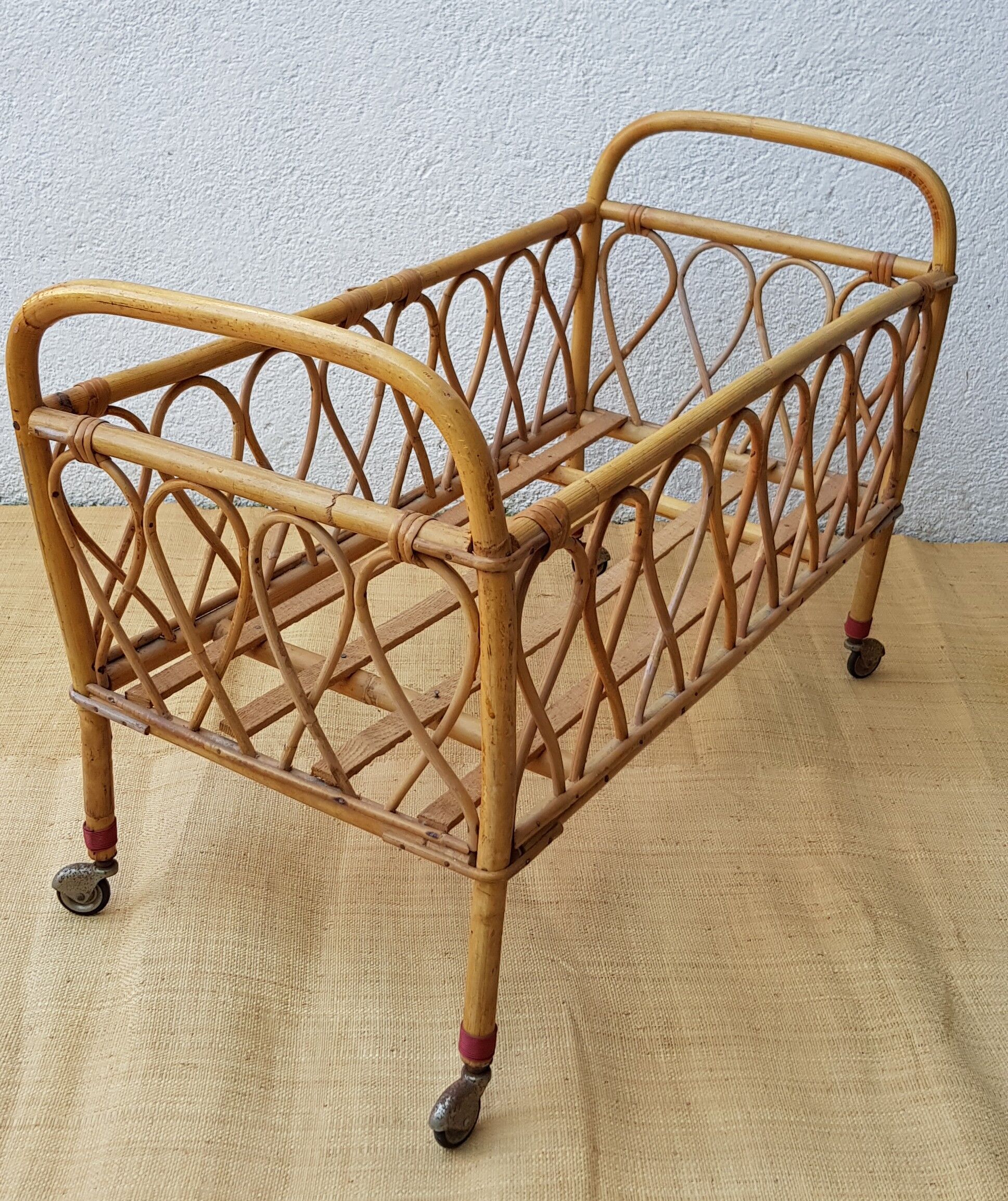 Rattan beds. No jealousy