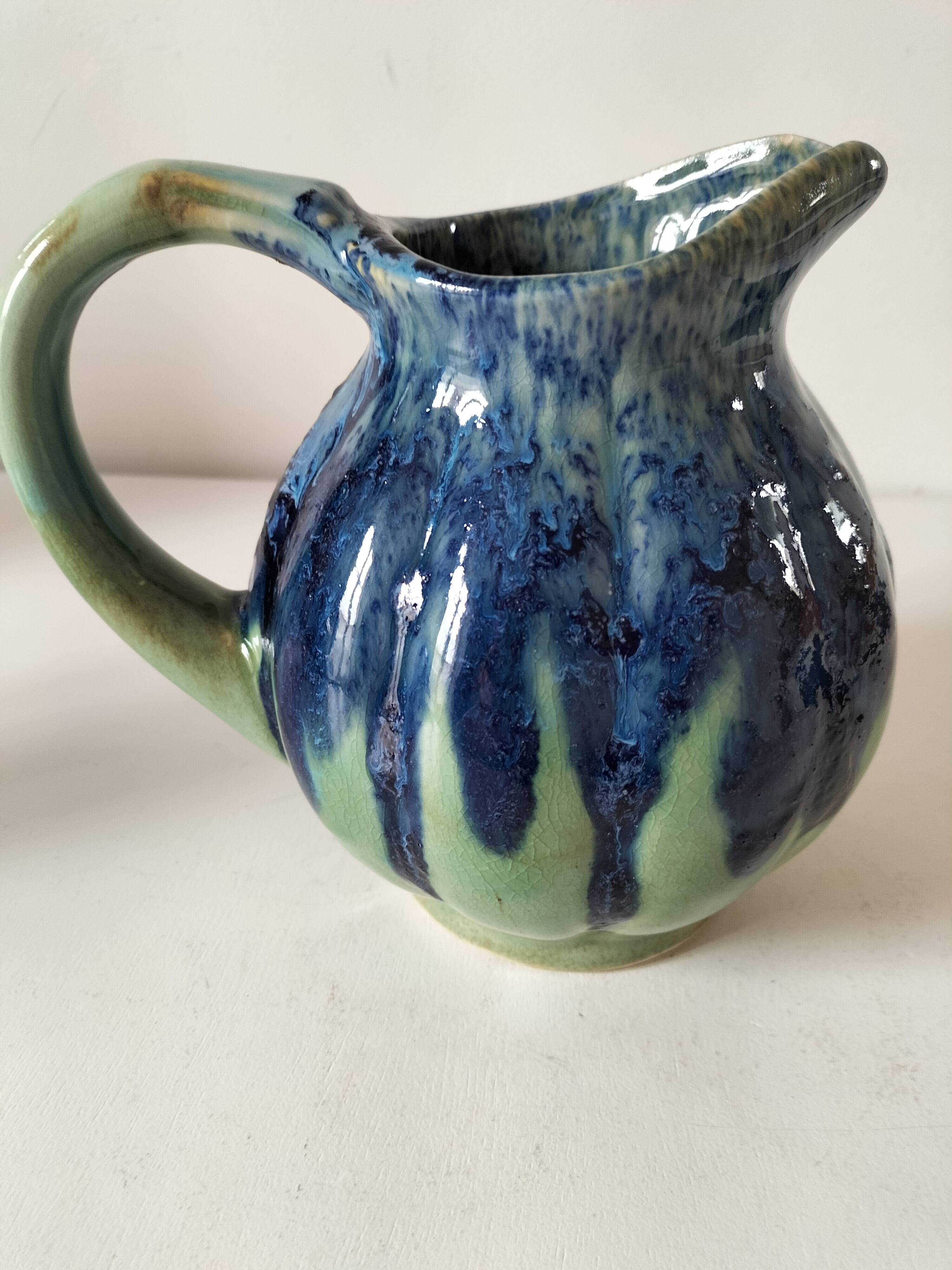 Pichet vernissé bleu et vert, vintage années 1970