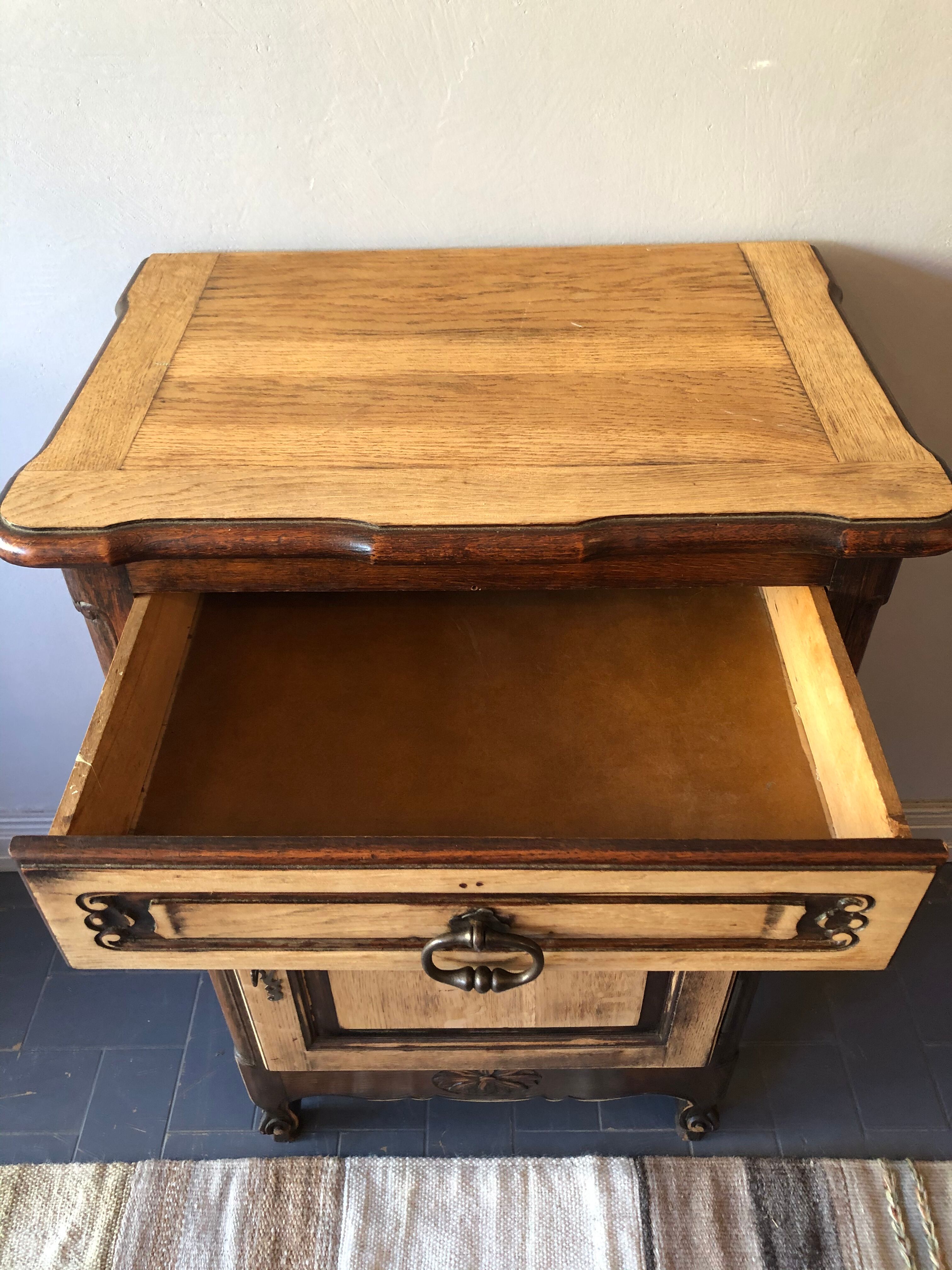 Confectioner, country style buffet