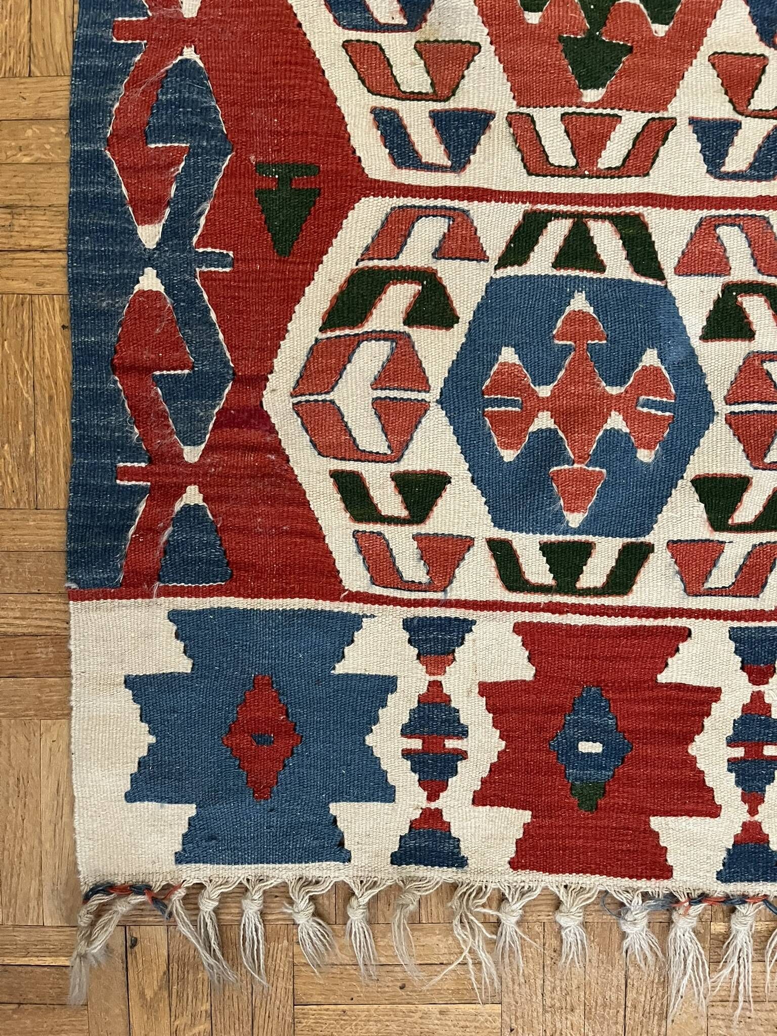 Ancient Turkish Kilim rug handwoven – geometric patterns 98x96 cm
