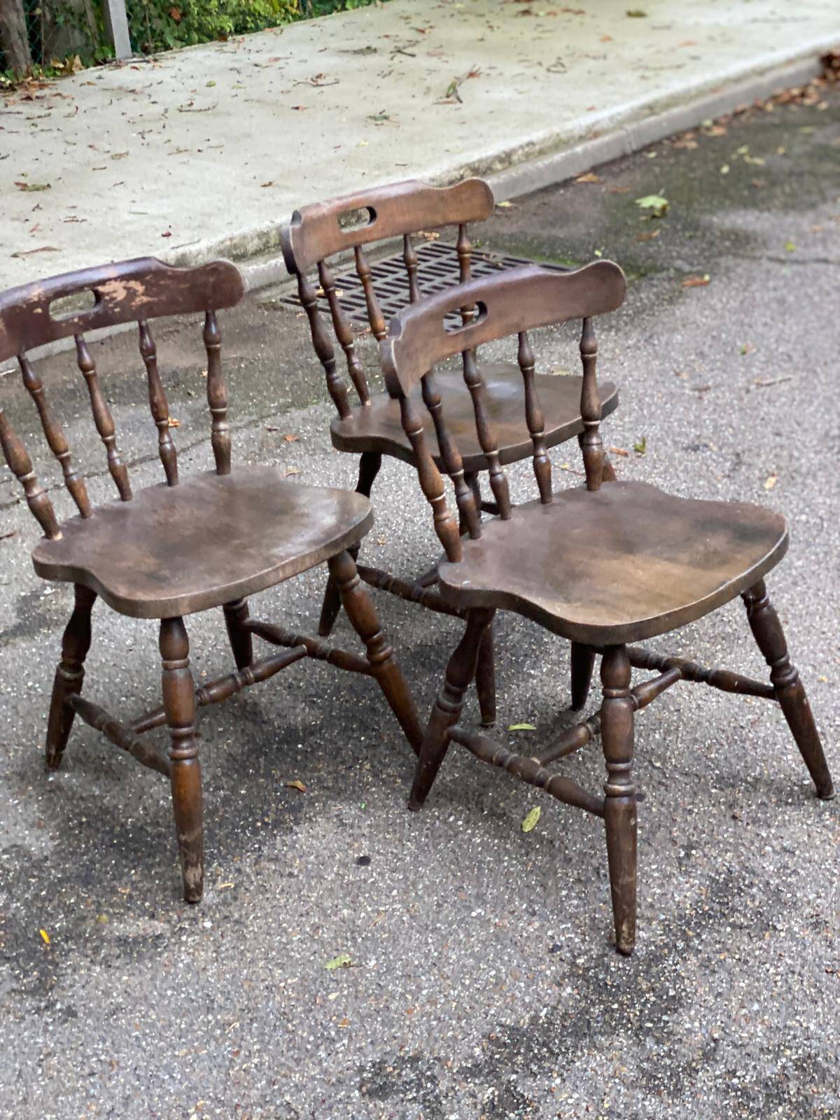 3 18th century western chairs in curved solid wood
