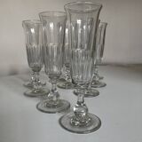 Set de 9 flutes à champagne tulipe Louis Philippe à cotes plates mi 19e