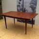 Table scandinave extensible