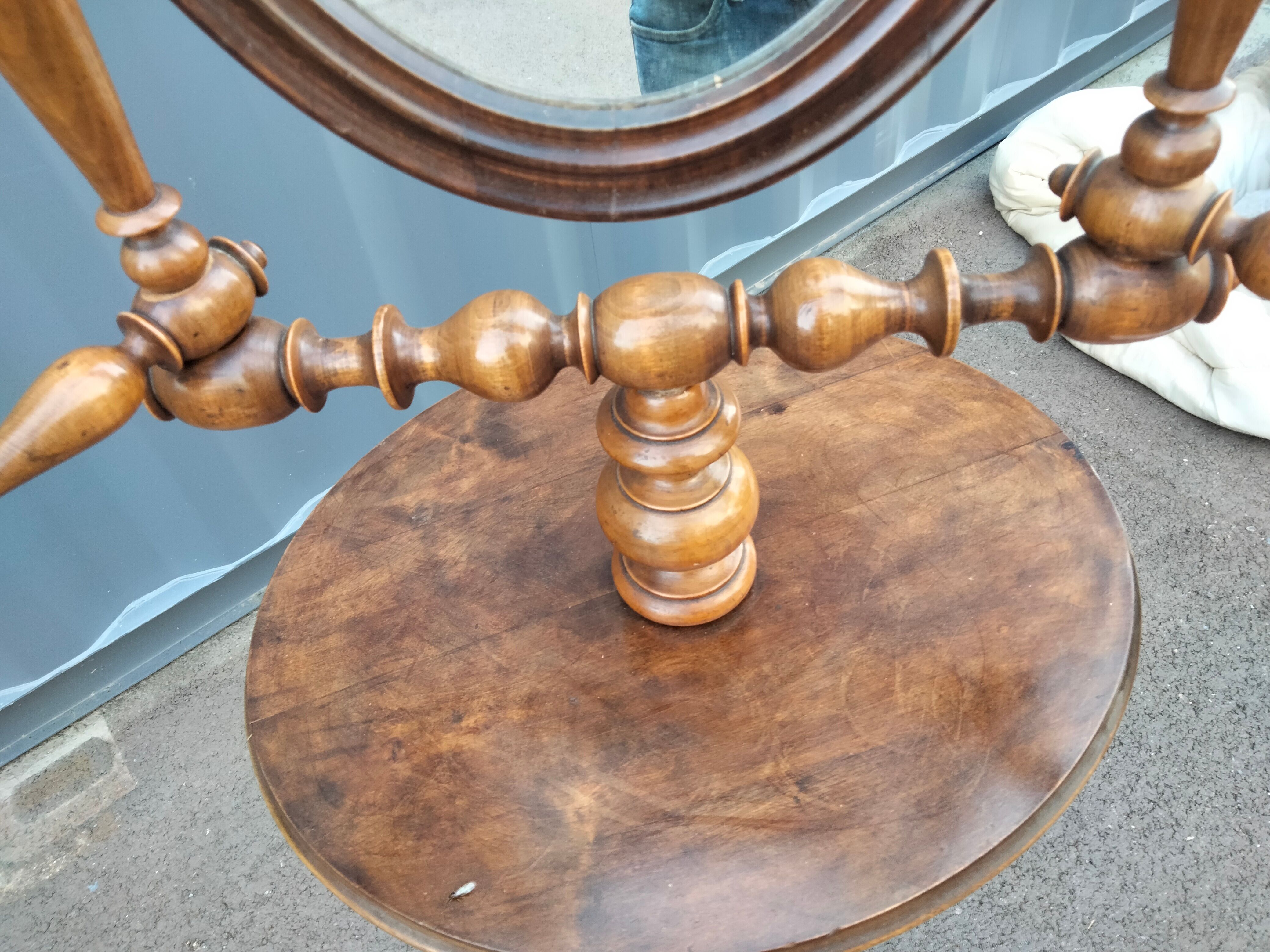 Coiffeuse ancienne meuble de barbier ancien  vintage