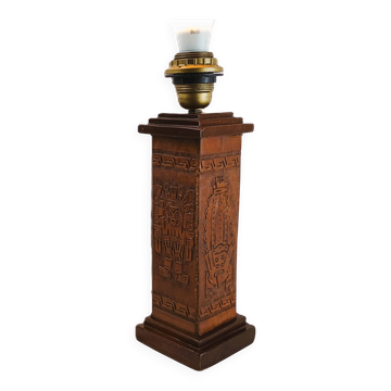 lampe Angel L. Pazmino totem en cuir 1960 motifs Azteque Muebles De Estilo