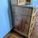 Dressing table in fine walnut from the 19th century.