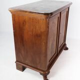 Mahogany standing cabinet