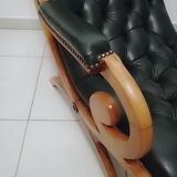 Chesterfield model Victoria chair in dark green leather