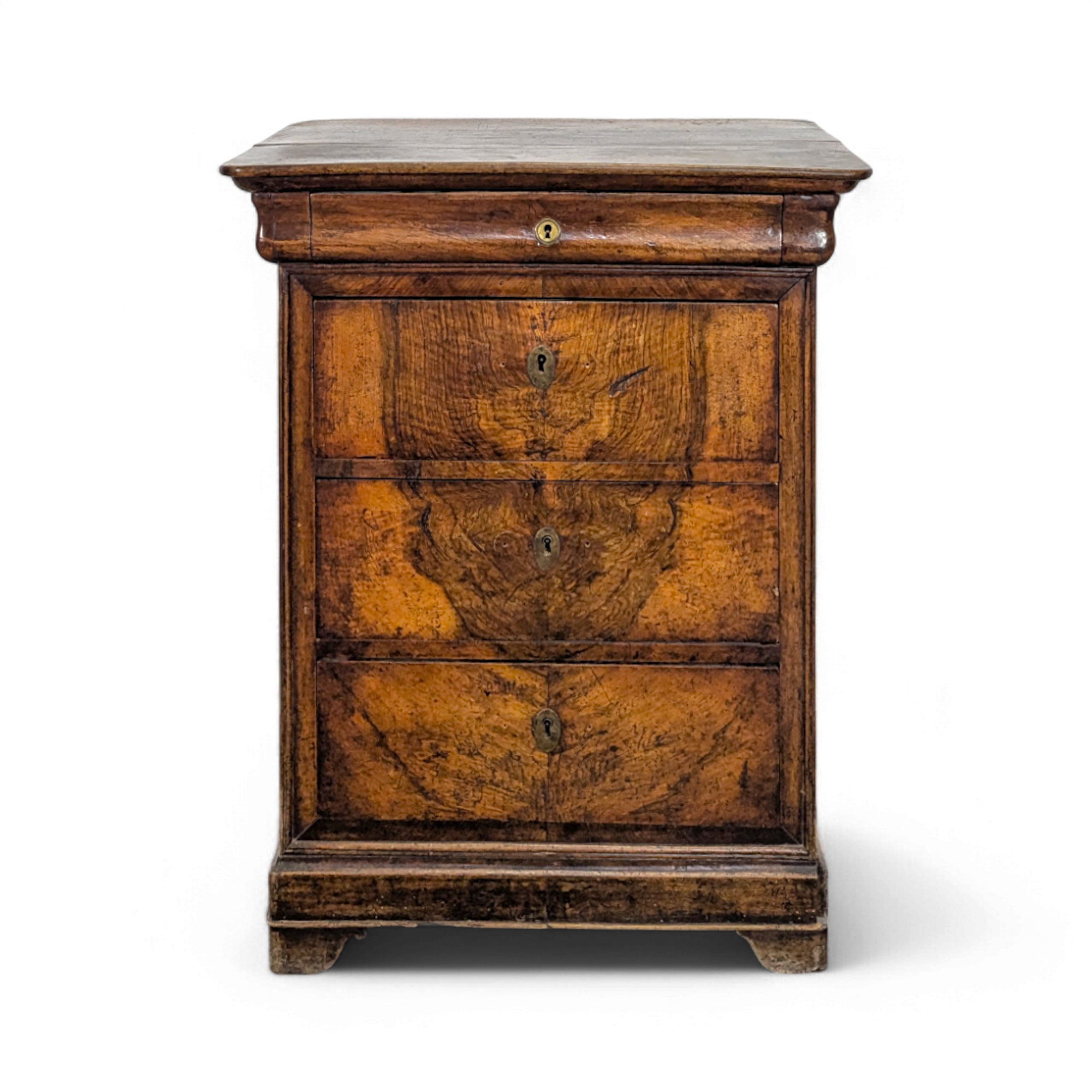 Small Louis Philippe style chest of drawers in mahogany