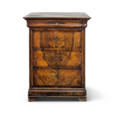 Small Louis Philippe style chest of drawers in mahogany