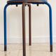 Tabouret industriel acier patine bleue & chocolat vintage