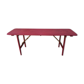 Folding brewery table