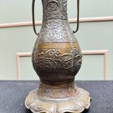 Paire de vases en bronze patiné de style archaïque Chine, XVIIIème siècle