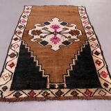 Vintage Turkish Rug 131x87 cm shabby carpet Kars Region Small