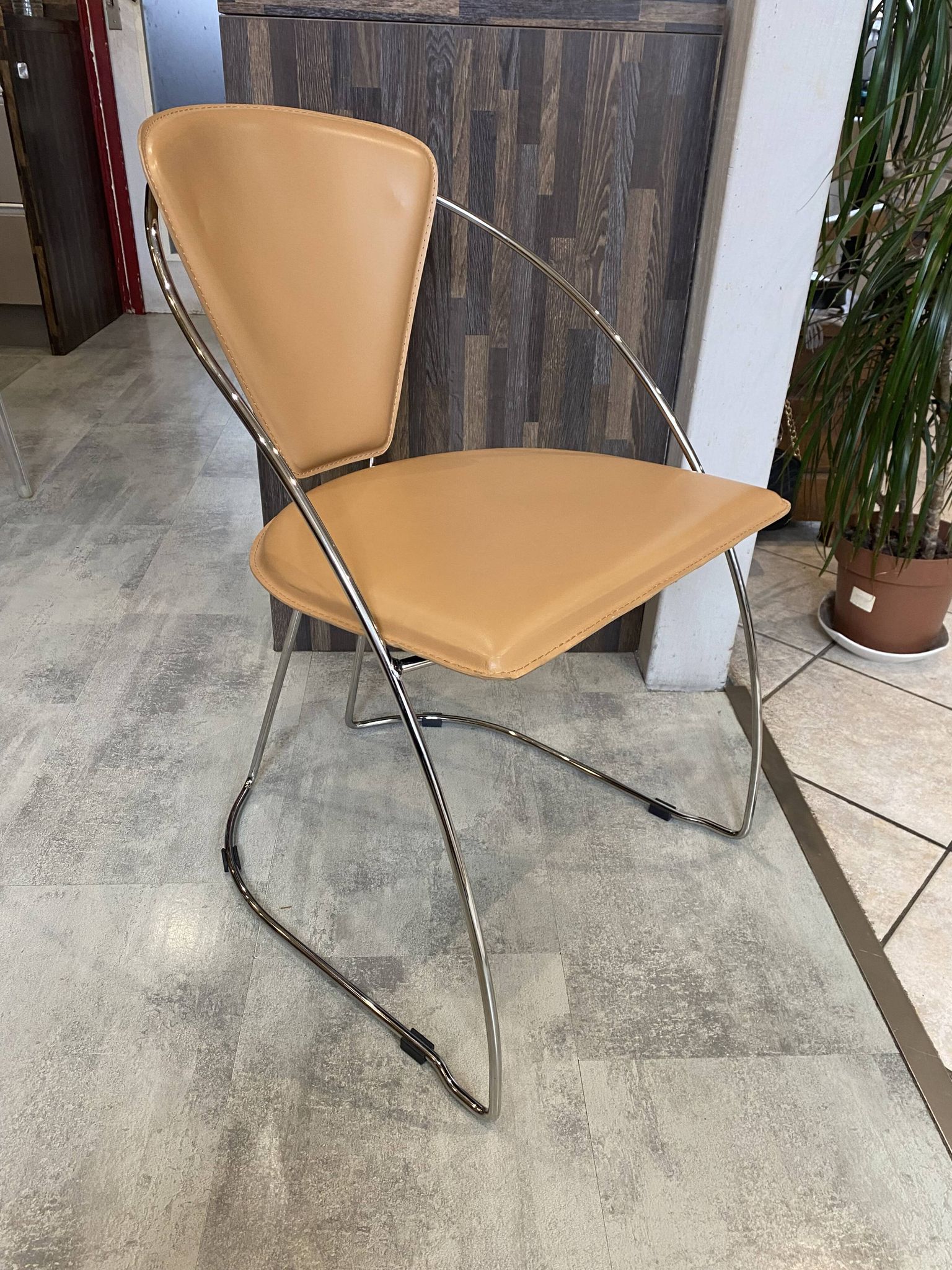1 Linda armchair chair by Arrben in camel brown leather with a chrome steel frame.