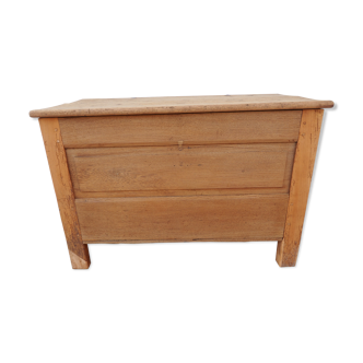 19th oak bahut chest