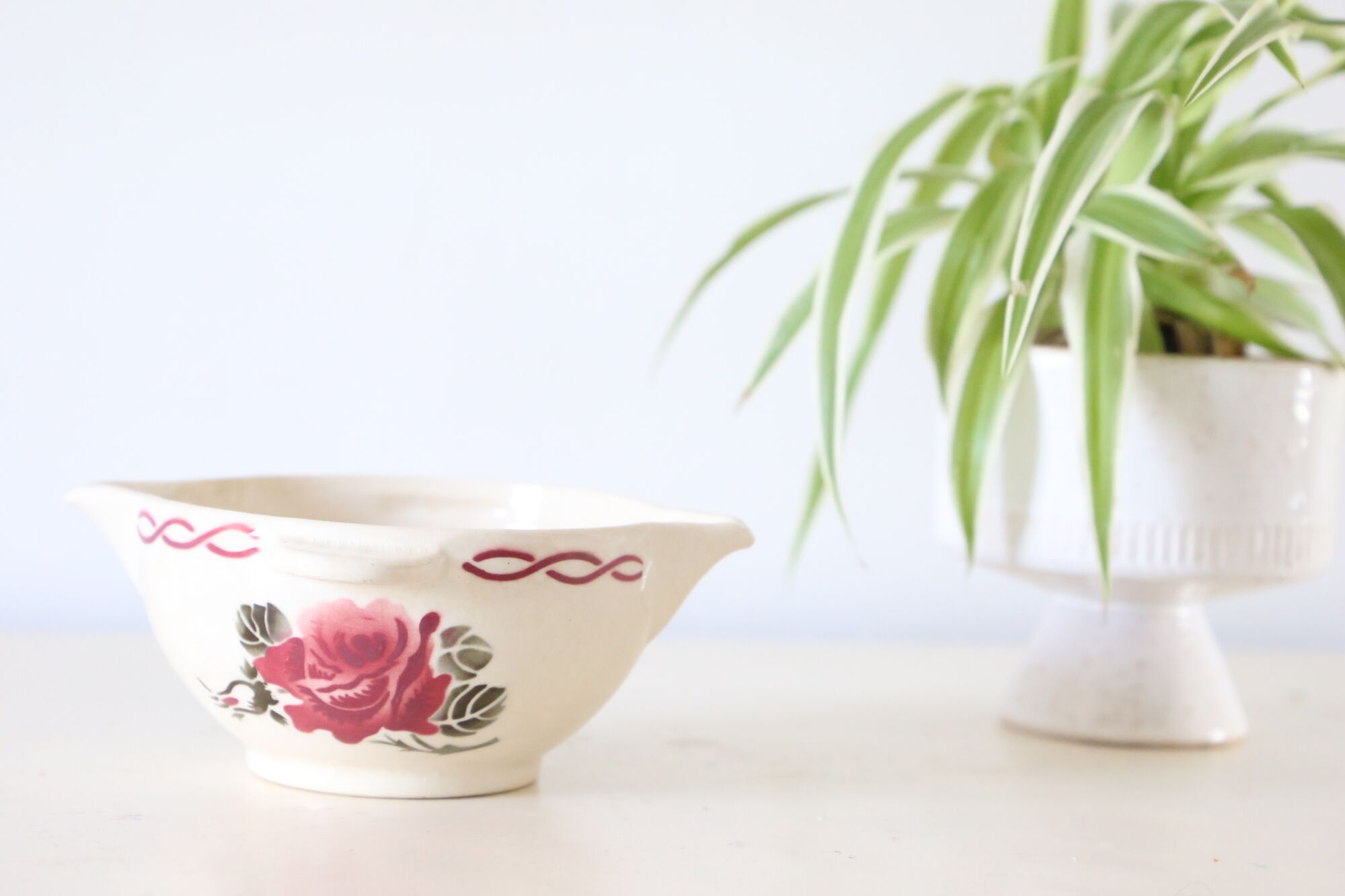 Saucière Badonviller ceramic, rose decoration, art deco, 1930, vintage French