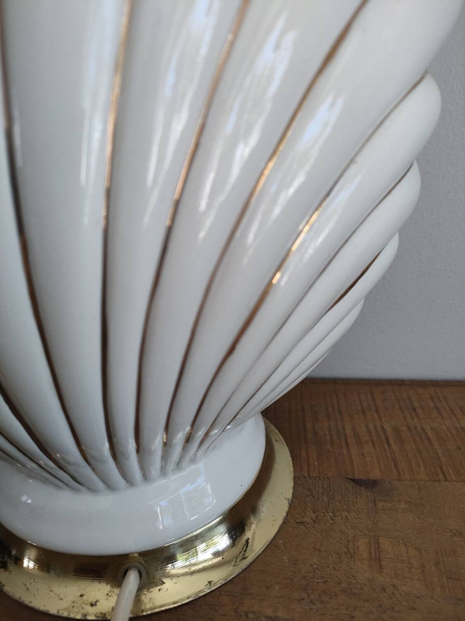 Ceramic and gold metal shell lamp base - vintage