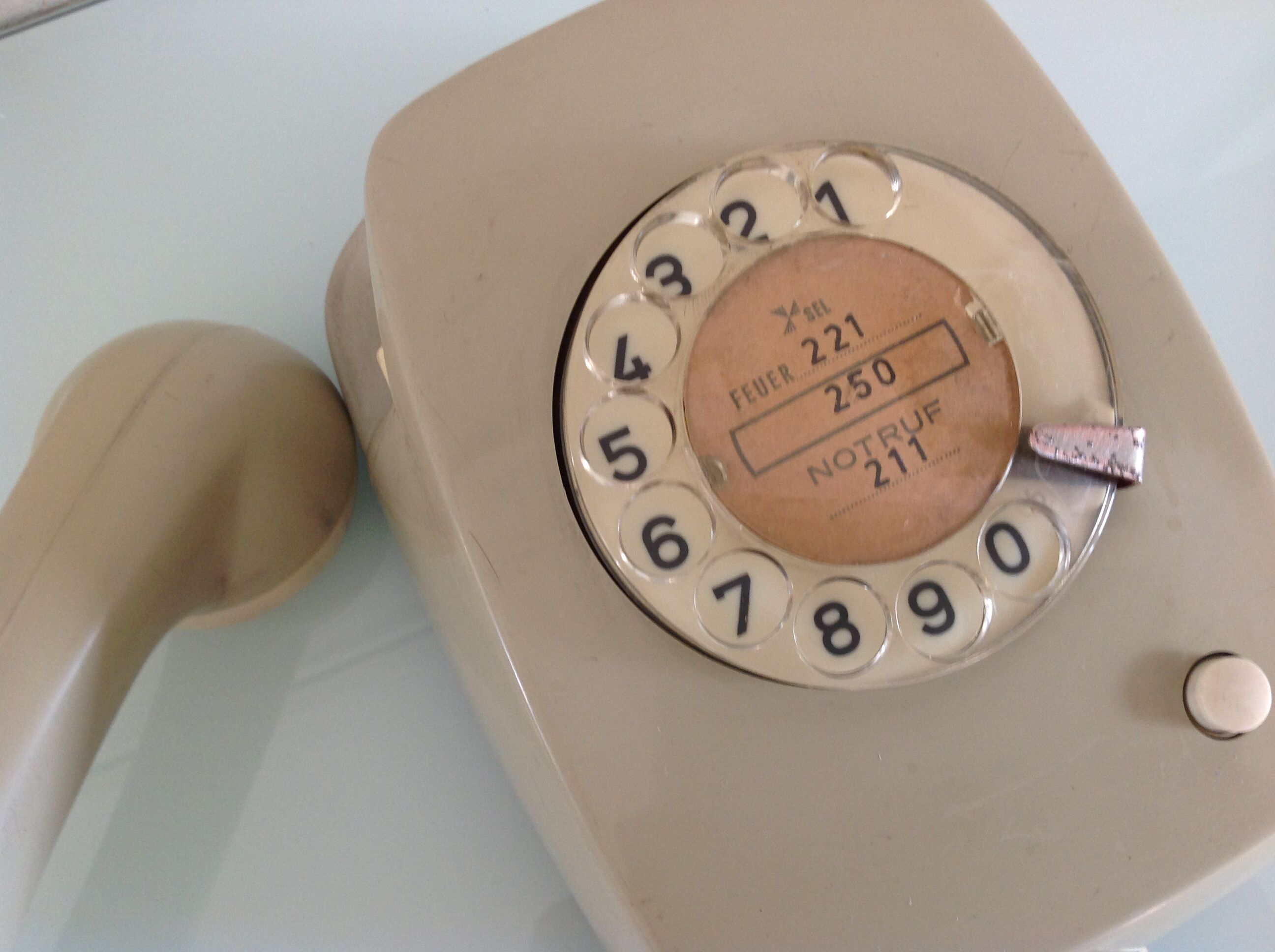 Wall workshop telephone vintage